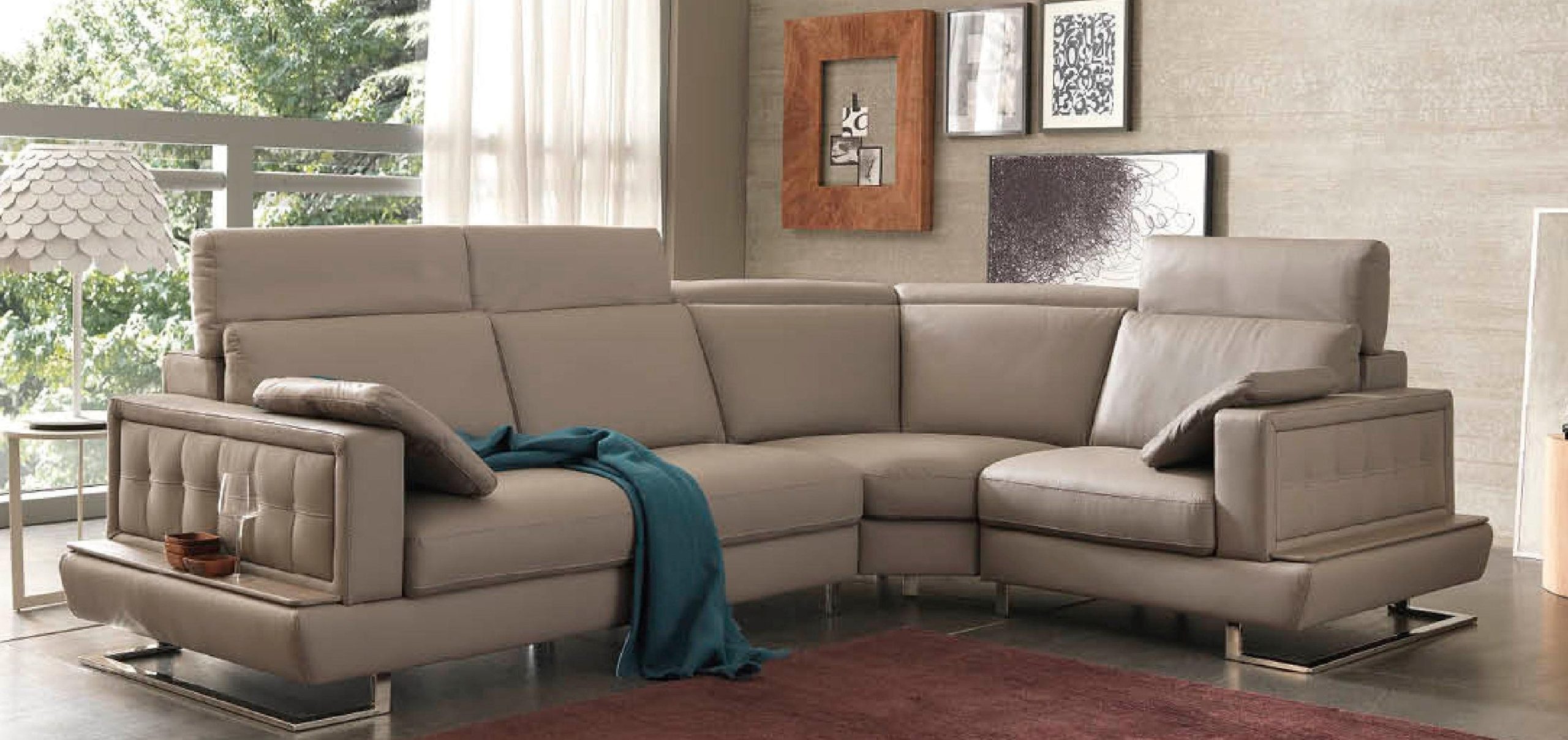 Leather sofa company