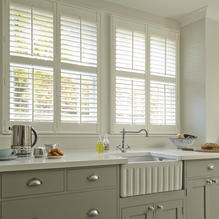 how to clean wooden blinds