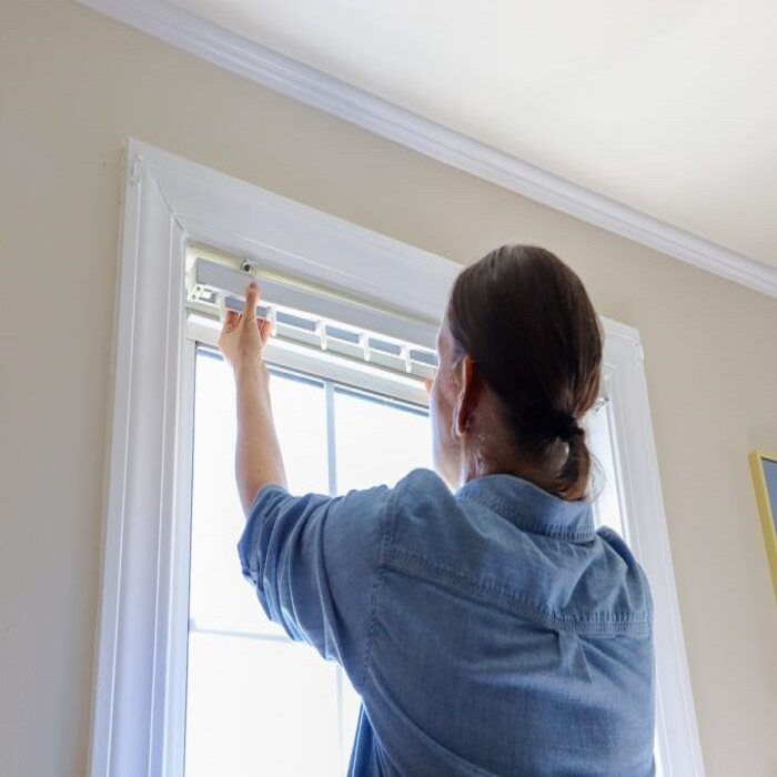 how to install vertical blinds