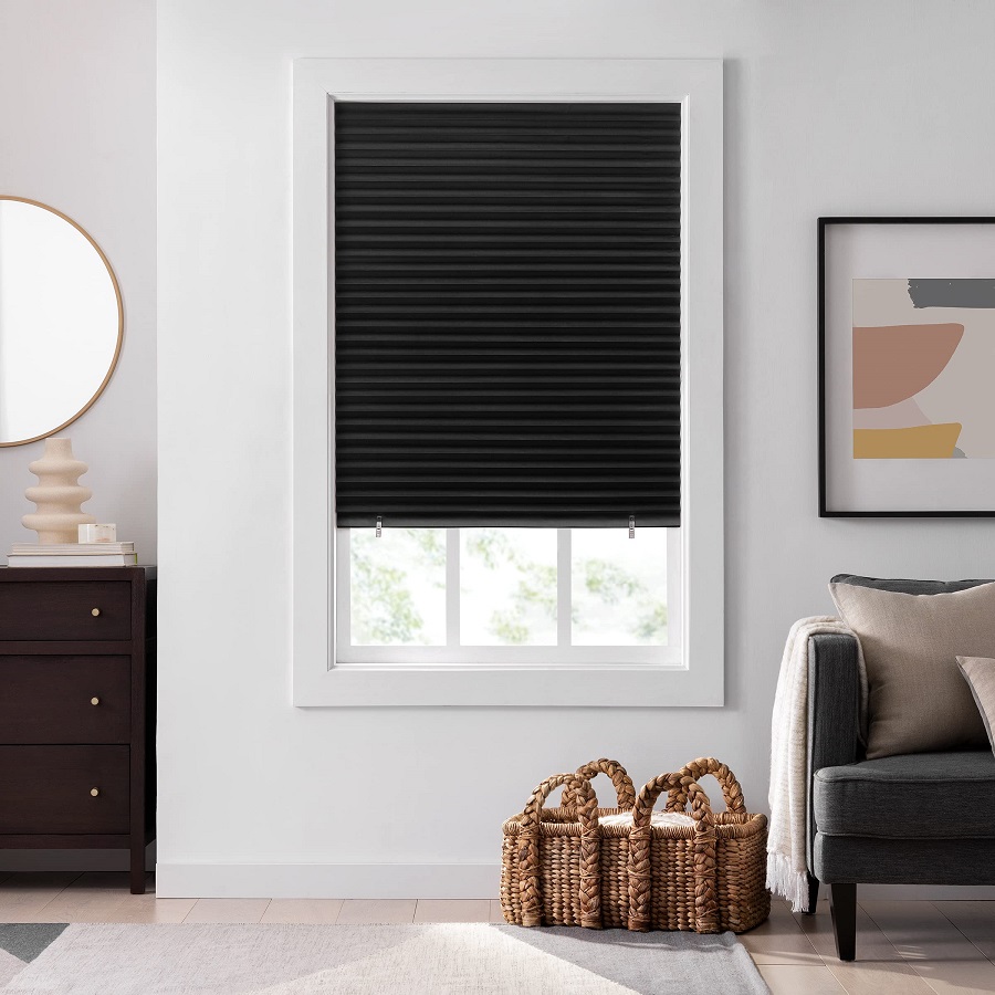 How to clean paper blinds