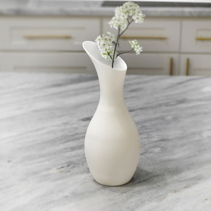 Flower vase