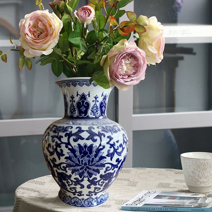 blue and white vase