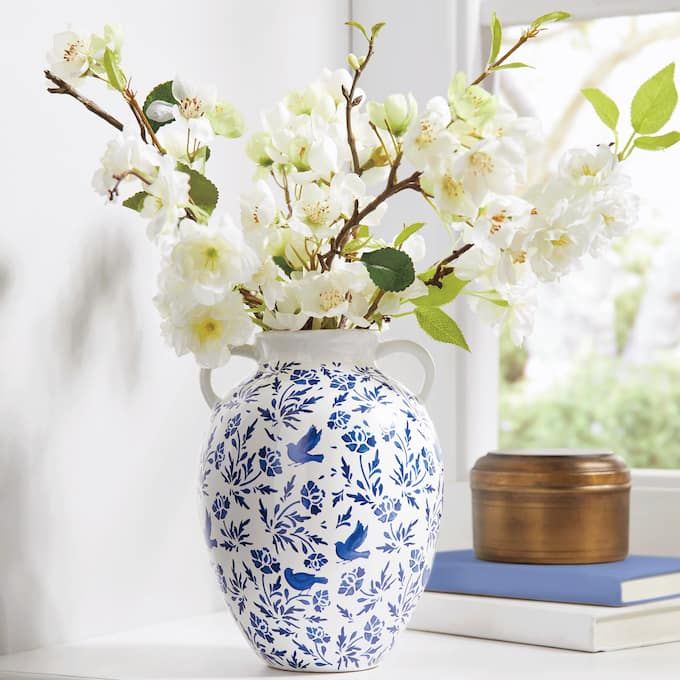 chinoiserie vase